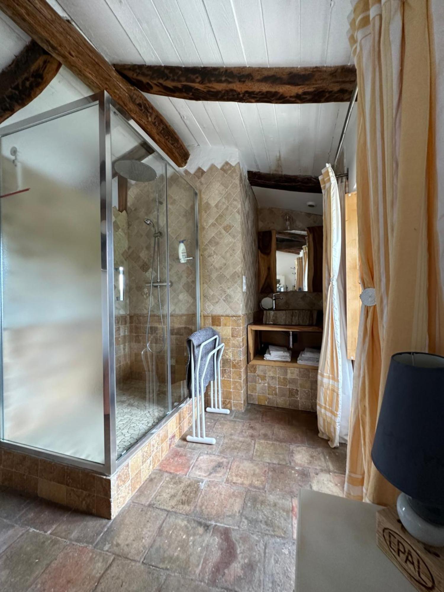 Chambre D'Hotes, Mas De Louise Rousson  Экстерьер фото